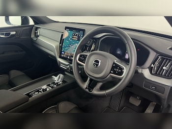 Used Volvo XC60 2025 for sale - 78148853: Photo