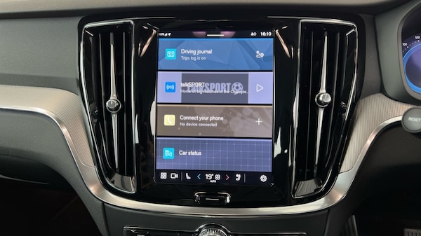 Used Volvo V60 2025 for sale - 75815633: Photo 15