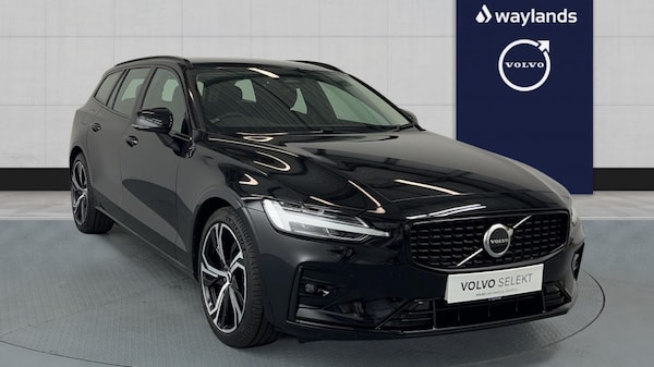Used Volvo V60 2025 for sale - 75815633: Photo 1