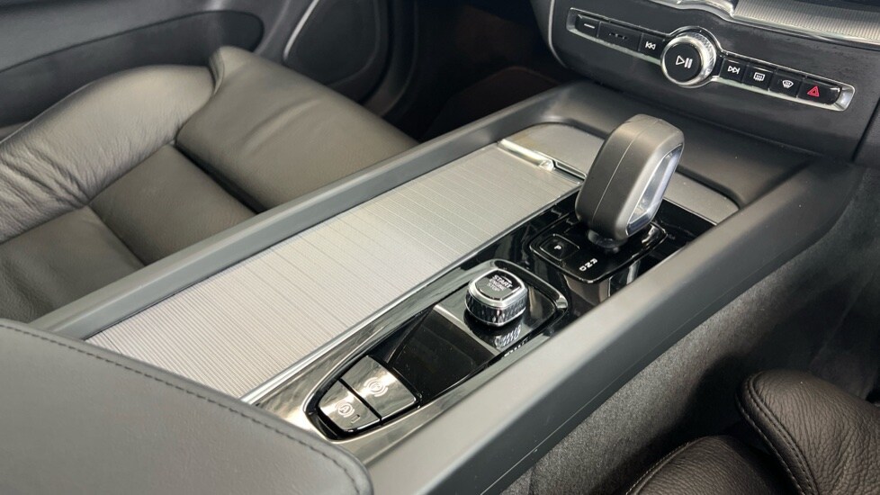 Used Volvo XC60 2025 for sale - 77634596: Photo 24