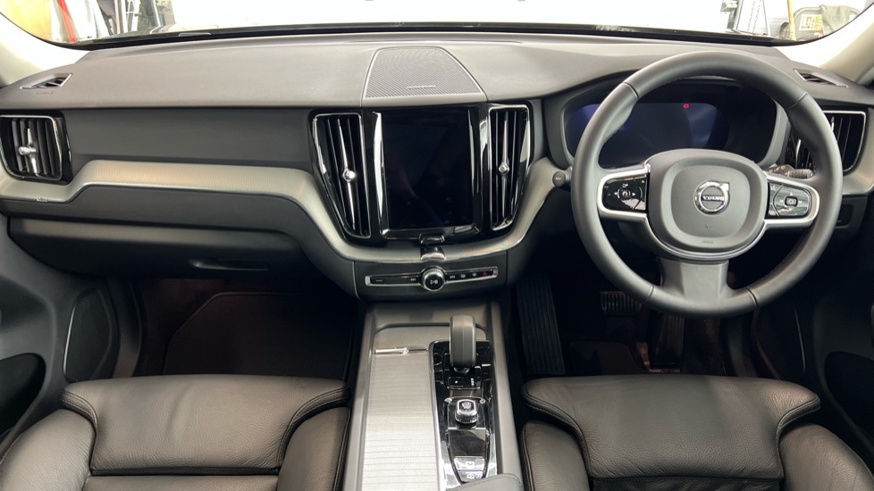 Used Volvo XC60 2025 for sale - 77634596: Photo 5