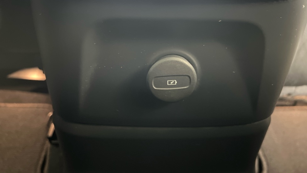 Used Volvo XC60 2025 for sale - 77634596: Photo 68