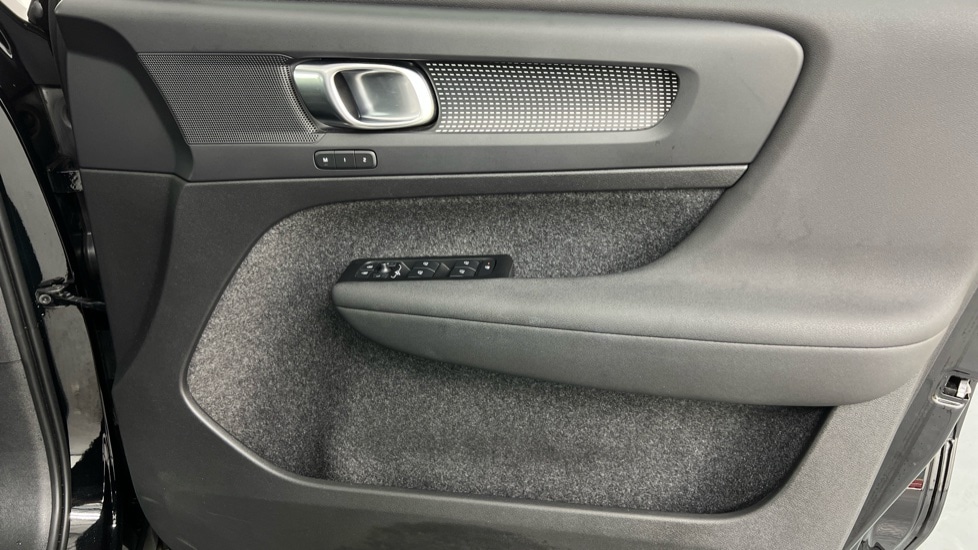 Used Volvo XC40 2021 for sale - 76760734: Photo 27