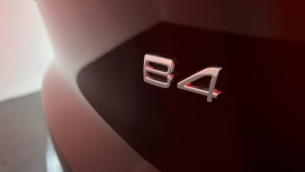 Used Volvo XC40 2021 for sale - 76760734: Photo 40