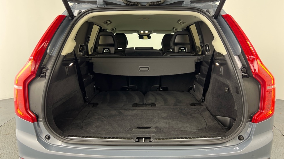 Used Volvo XC90 2023 for sale - 76901425: Photo 13