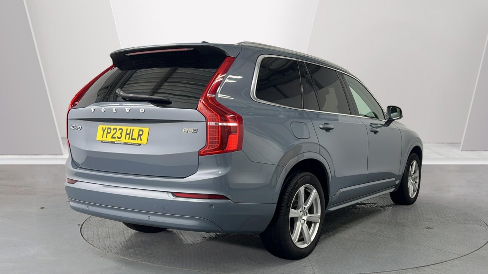 Used Volvo XC90 2023 for sale - 76901425: Photo 2