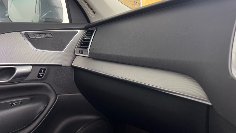 Used Volvo XC90 2023 for sale - 76901425: Photo 37