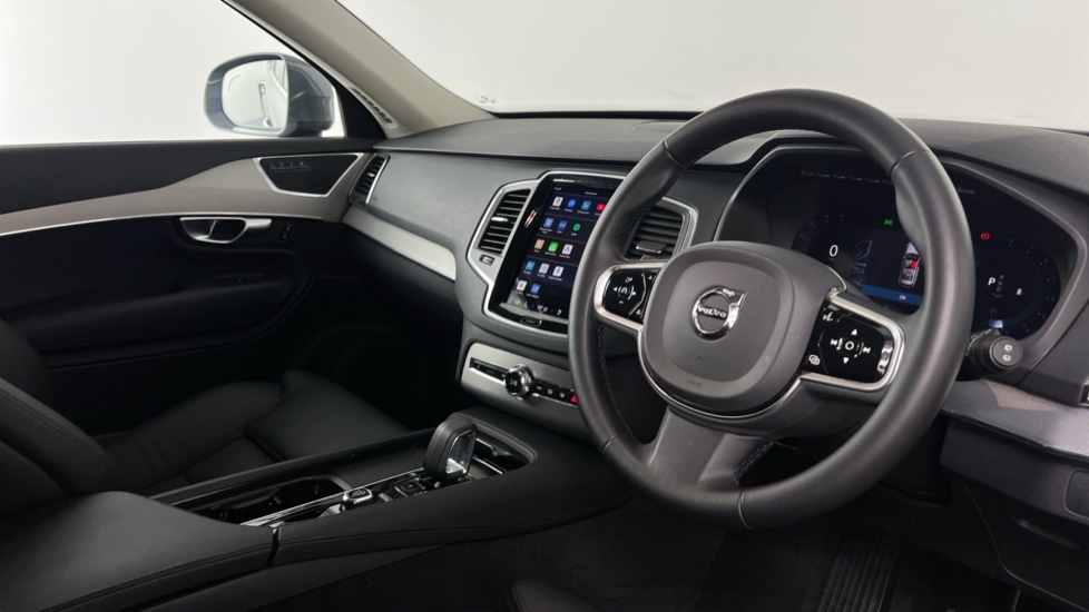 Used Volvo XC90 2023 for sale - 76901425: Photo 4