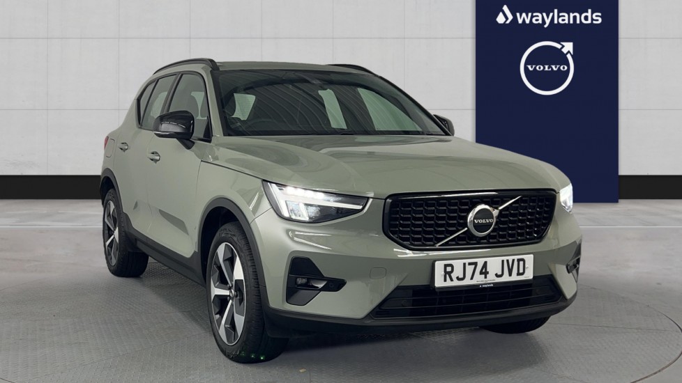 Used Volvo XC40 2024 for sale - 76124356: Photo 1