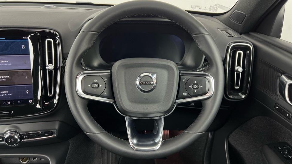 Used Volvo XC40 2024 for sale - 76124356: Photo 10