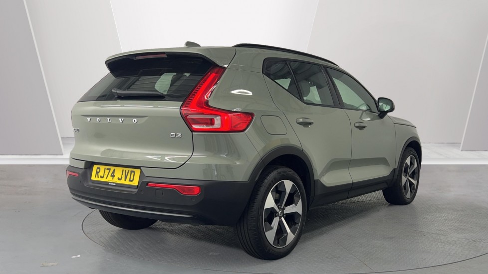 Used Volvo XC40 2024 for sale - 76124356: Photo 2