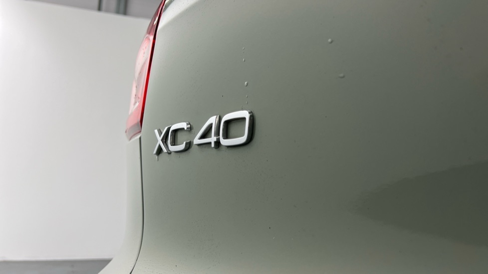Used Volvo XC40 2024 for sale - 76124356: Photo 34