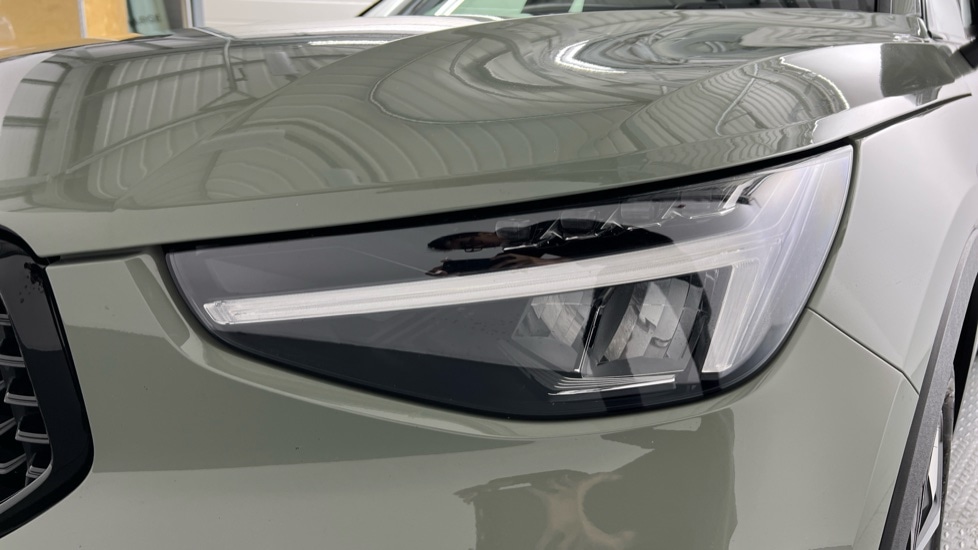 Used Volvo XC40 2024 for sale - 76124356: Photo 40