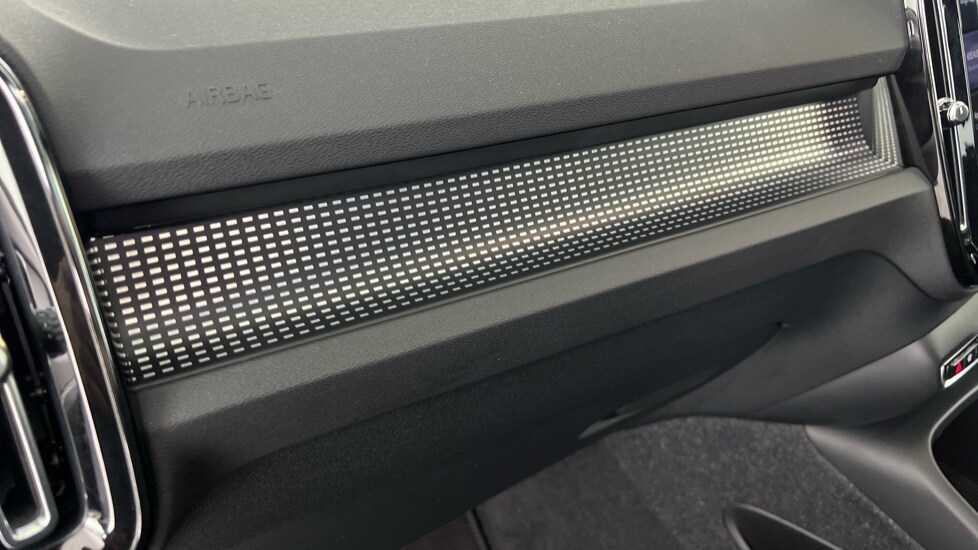 Used Volvo XC40 2023 for sale - 77519057: Photo 47