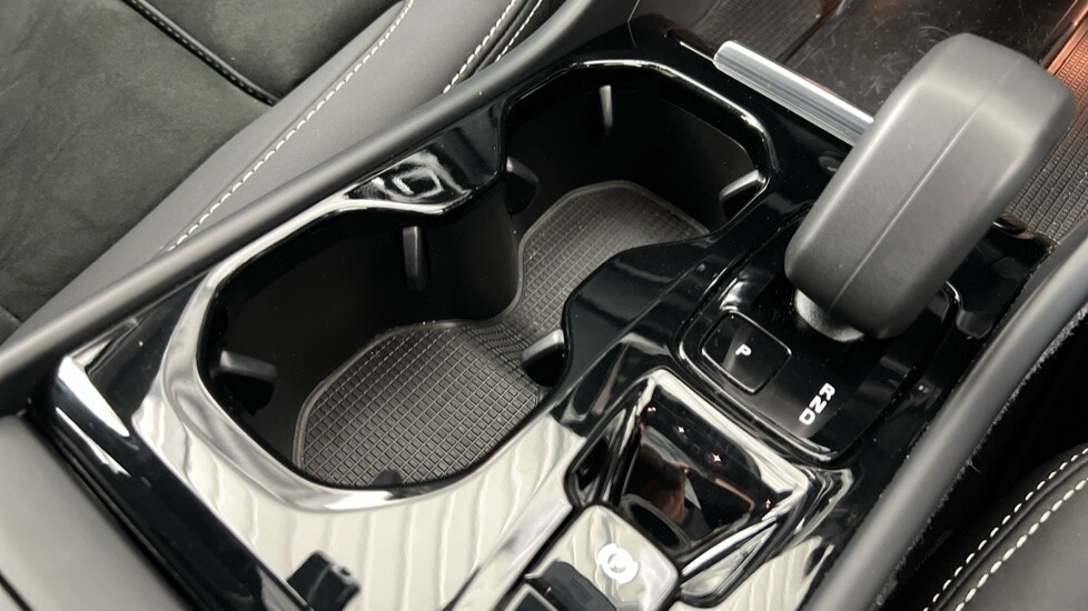 Used Volvo XC40 2023 for sale - 77519057: Photo 56