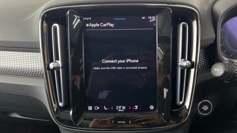 Used Volvo XC40 2023 for sale - 77519057: Photo 59