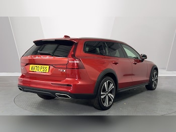 Used Volvo V60 Cross Country 2020 for sale - 79035201: Photo