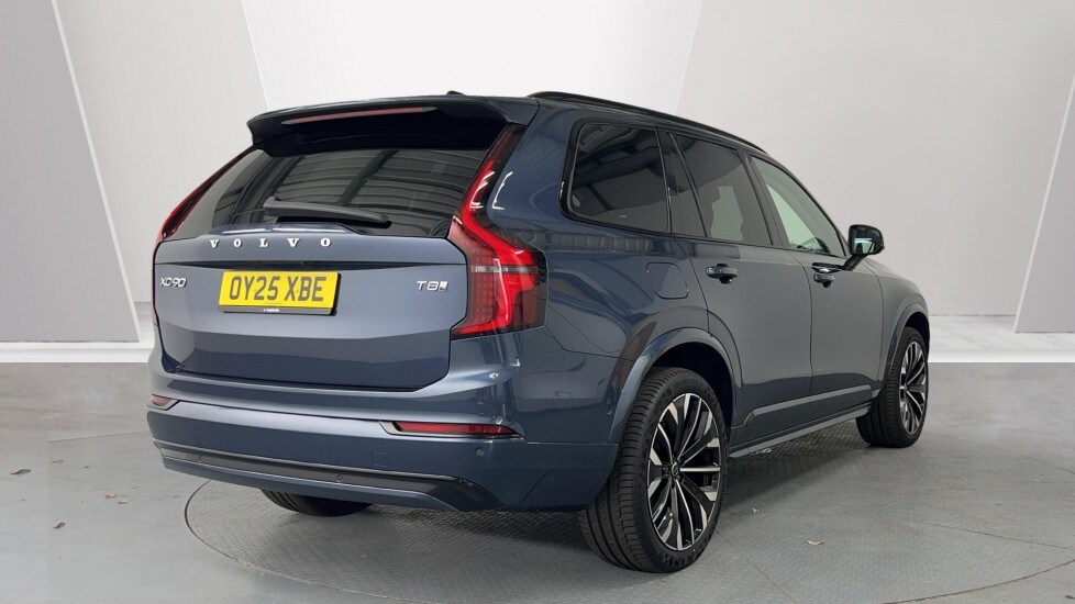 Used Volvo XC90 2025 for sale - 75764075: Photo 2