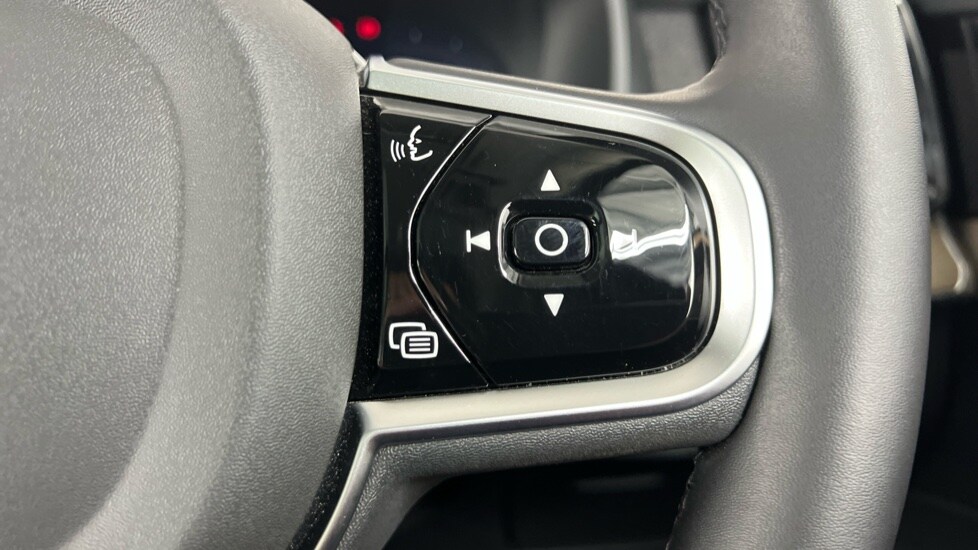 Used Volvo XC90 2025 for sale - 75764075: Photo 22