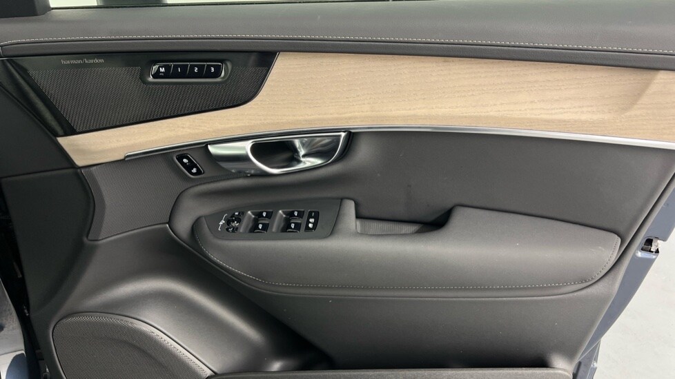 Used Volvo XC90 2025 for sale - 75764075: Photo 29