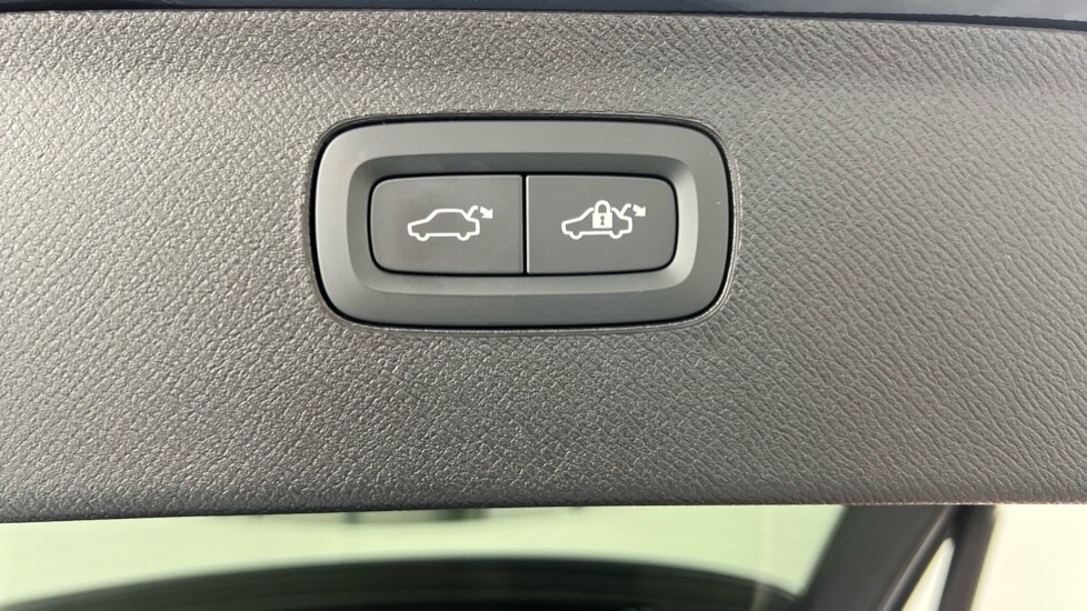 Used Volvo XC90 2025 for sale - 75764075: Photo 35