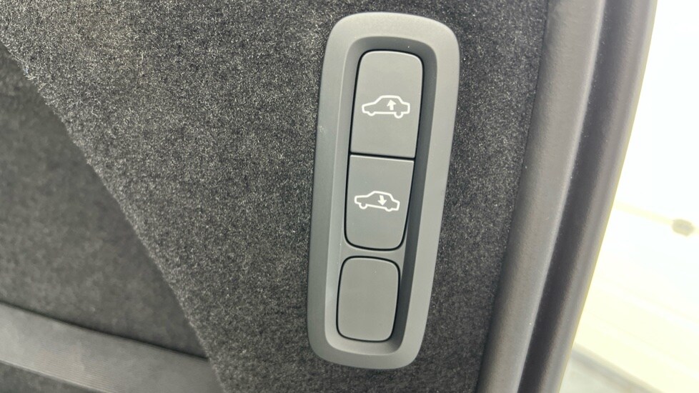 Used Volvo XC90 2025 for sale - 75764075: Photo 39