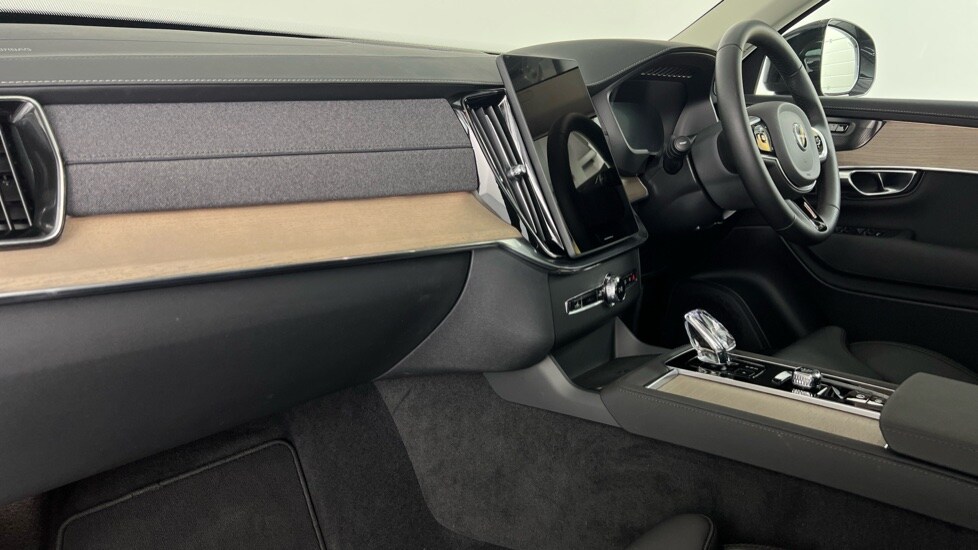 Used Volvo XC90 2025 for sale - 75764075: Photo 45