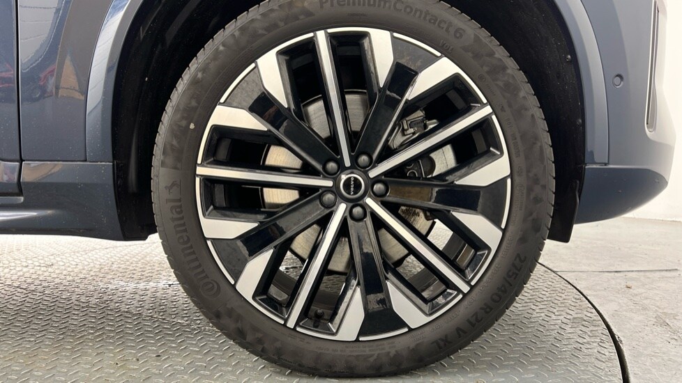 Used Volvo XC90 2025 for sale - 75764075: Photo 9