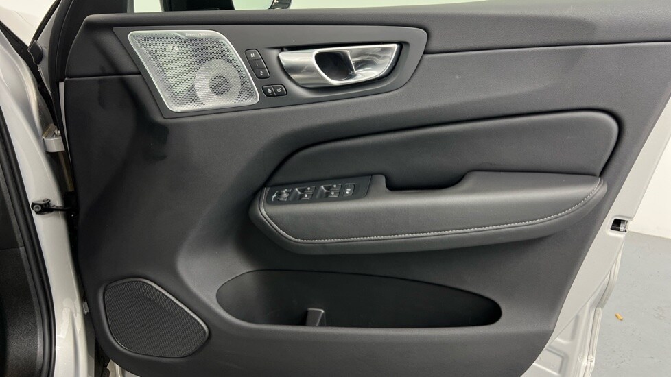 Used Volvo XC60 2025 for sale - 76526504: Photo 27