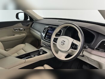 Used Volvo XC90 2024 for sale - 77256460: Photo