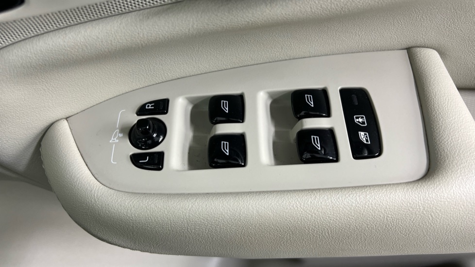 Used Volvo XC90 2022 for sale - 77702677: Photo 24