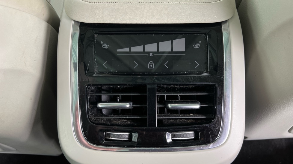 Used Volvo XC90 2022 for sale - 77702677: Photo 36