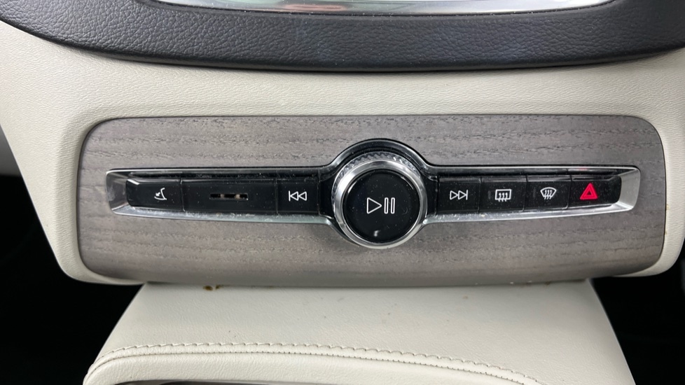 Used Volvo XC90 2022 for sale - 77702677: Photo 42