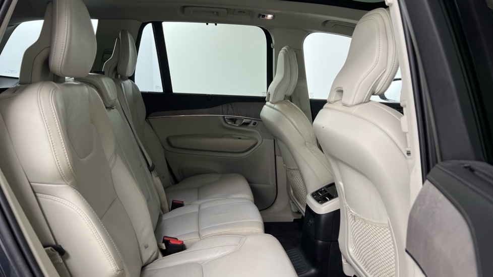 Used Volvo XC90 2022 for sale - 77702677: Photo 6
