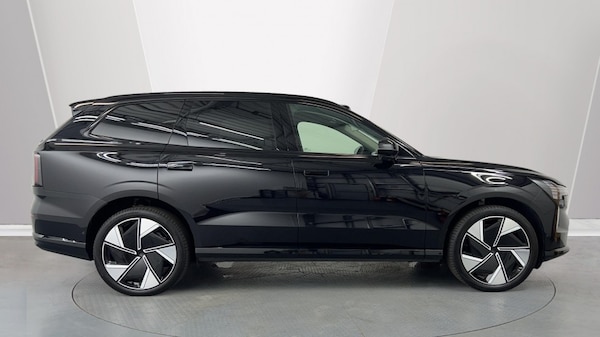 Used Volvo EX90 2025 for sale - 76203620: Photo 3