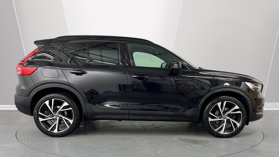 Used Volvo XC40 2021 for sale - 76851227: Photo 3