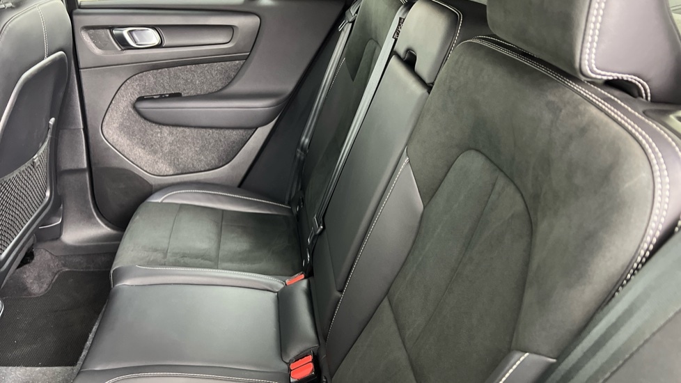 Used Volvo XC40 2021 for sale - 76851227: Photo 6