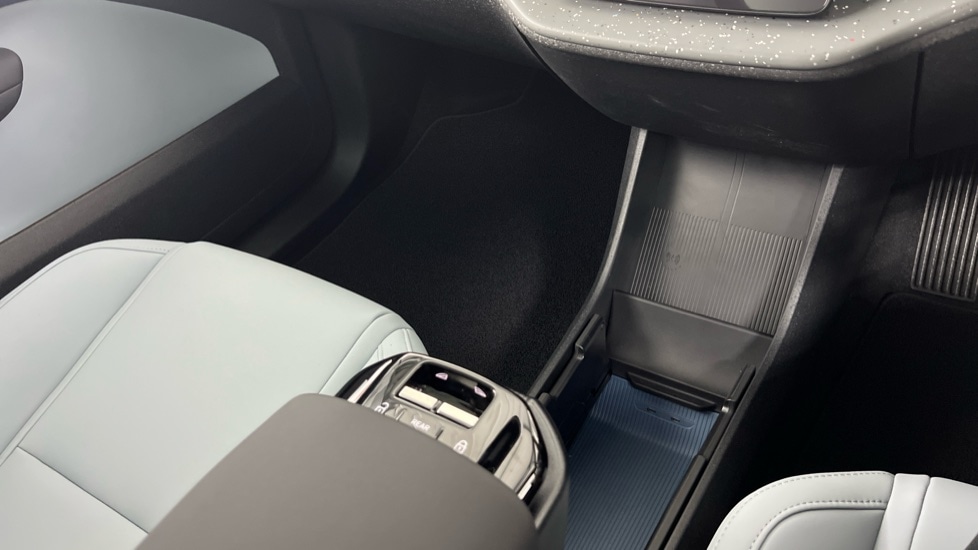 Used Volvo EX30 2025 for sale - 77035910: Photo 24