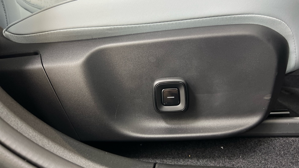 Used Volvo EX30 2025 for sale - 77035910: Photo 29