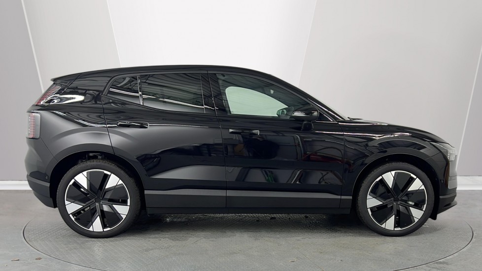 Used Volvo EX30 2025 for sale - 77035910: Photo 3