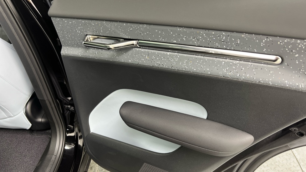 Used Volvo EX30 2025 for sale - 77035910: Photo 34