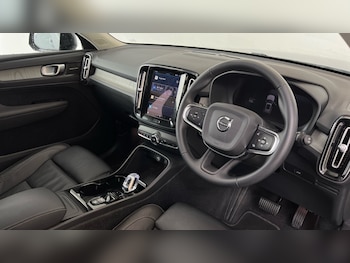 Used Volvo XC40 2022 for sale - 77274082: Photo