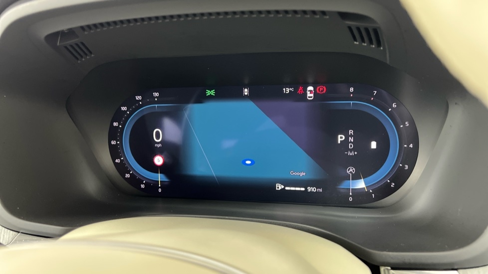 Used Volvo XC60 2025 for sale - 77133856: Photo 11