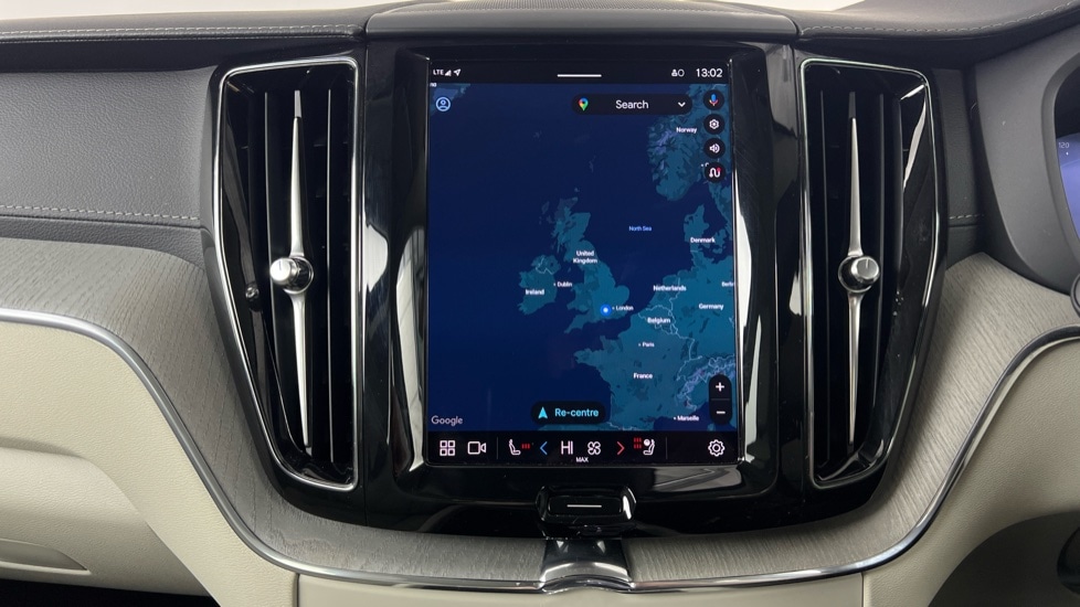 Used Volvo XC60 2025 for sale - 77133856: Photo 16