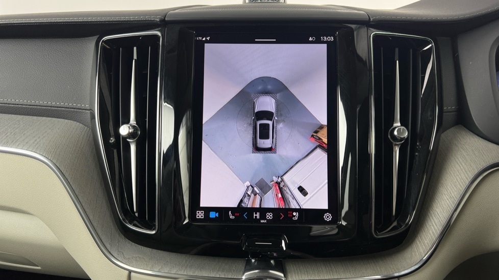 Used Volvo XC60 2025 for sale - 77133856: Photo 17