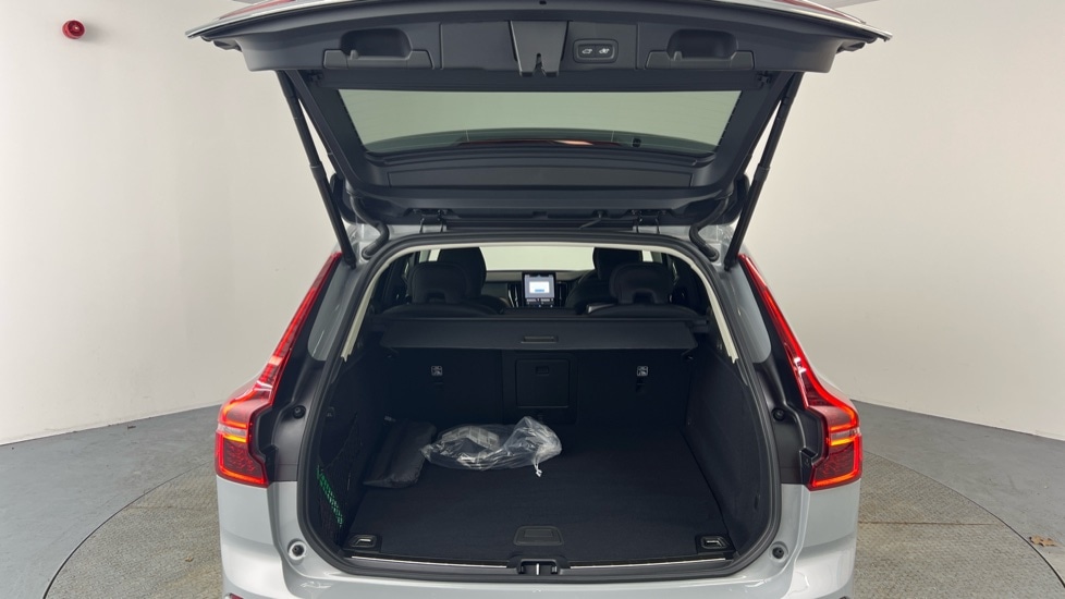 Used Volvo XC60 2026 for sale - 77346882: Photo 13
