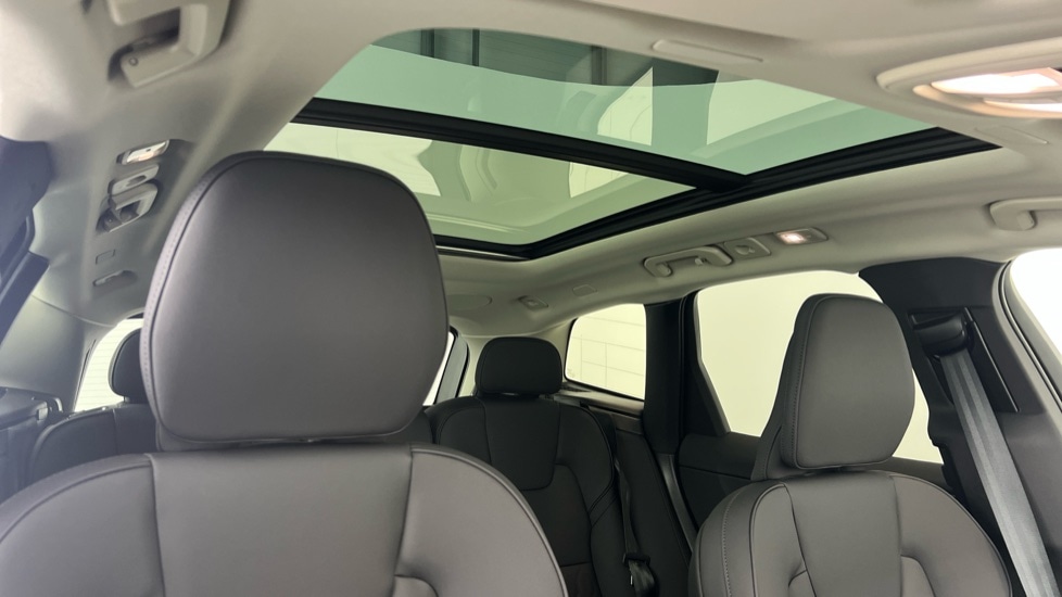 Used Volvo XC60 2026 for sale - 77346882: Photo 30