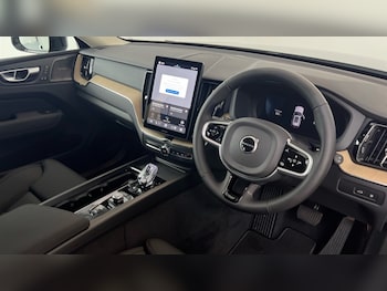 Used Volvo XC60 2026 for sale - 77346882: Photo