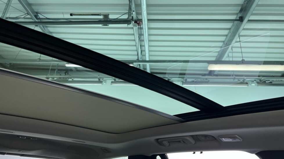 Used Volvo XC90 2025 for sale - 77047767: Photo 30