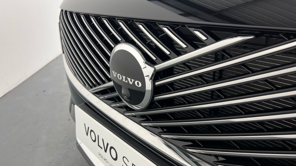 Used Volvo XC90 2025 for sale - 77047767: Photo 34